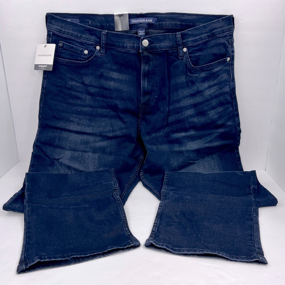 CALVIN KLEIN JEANS, STRAIGHT LEG, BLUE JEANS, STRETCH, SITS AT WAIST, 38W, 34L